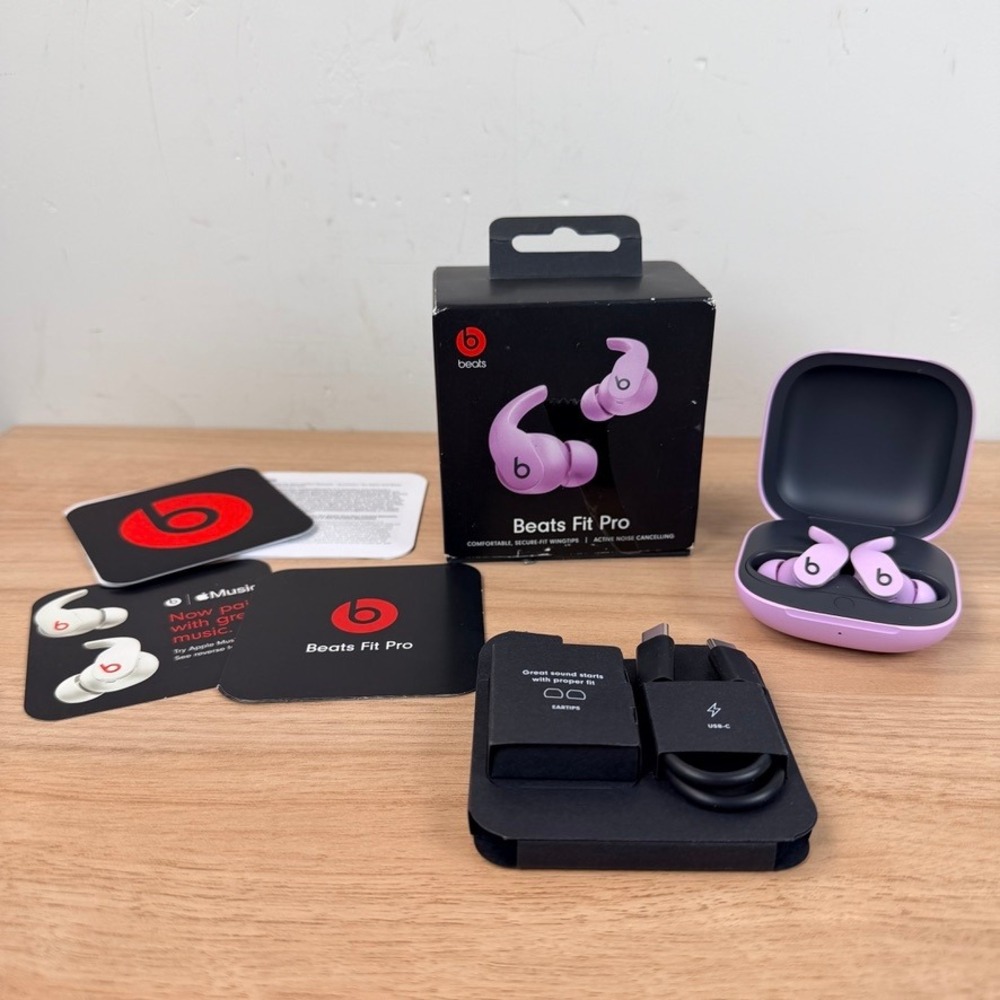 Beats Fit Pro True Wireless Noise Cancelling Earbuds Stone Purple EUC WITH BOX